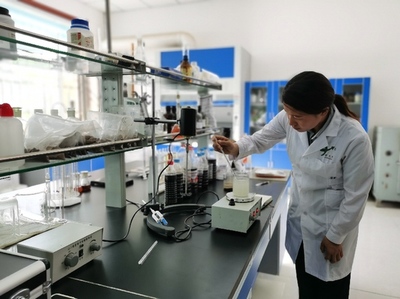 甘州 農(nóng)業(yè)社會(huì)化服務(wù)托出新活力，管出新效益——技術(shù)推廣服務(wù)的創(chuàng)新實(shí)踐